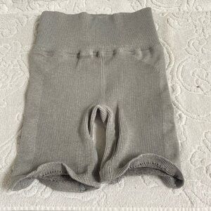 FP Movement by Free People Happiness Runs Bike Shorts Grey Sz. XS/S​​​